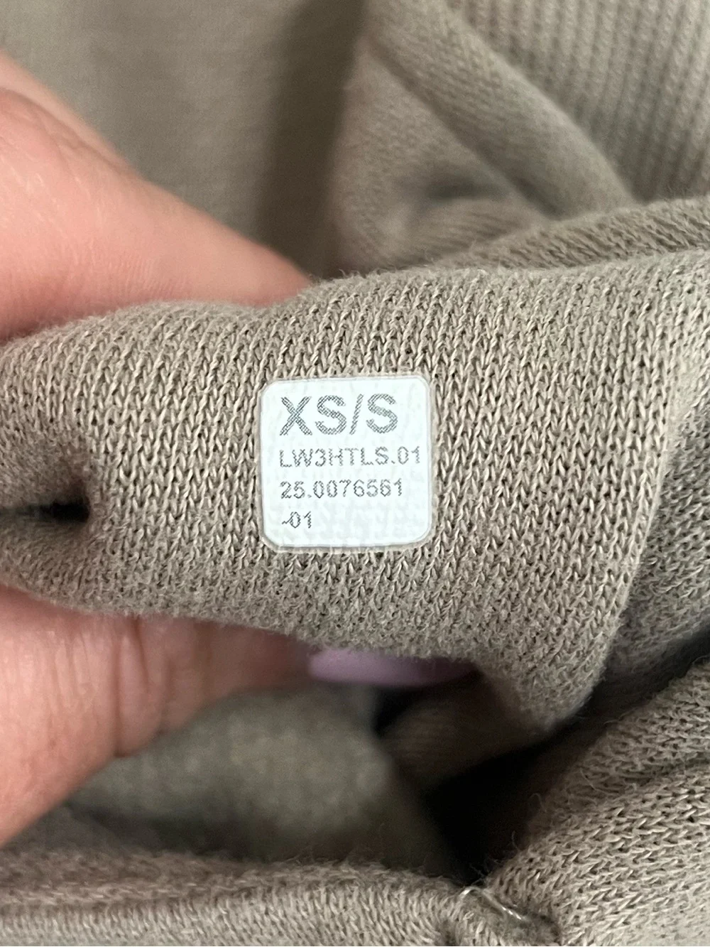 lululemon athletica ships same